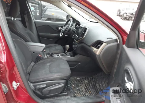 2016 Jeep Cherokee Latitude z USA, uszkodzony, nr VIN 1C4PJMCS9GW263739